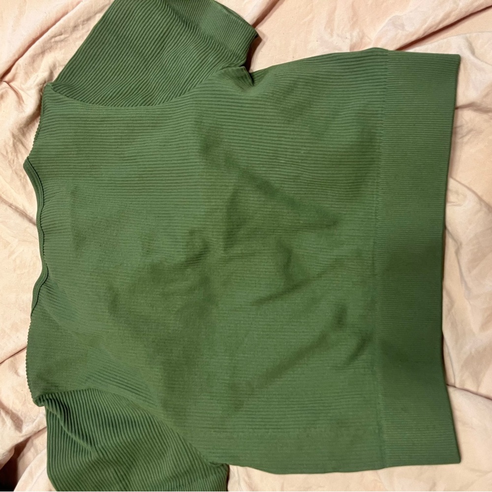 Green Ribbed Short Sleeve set - Picture 2 of 4